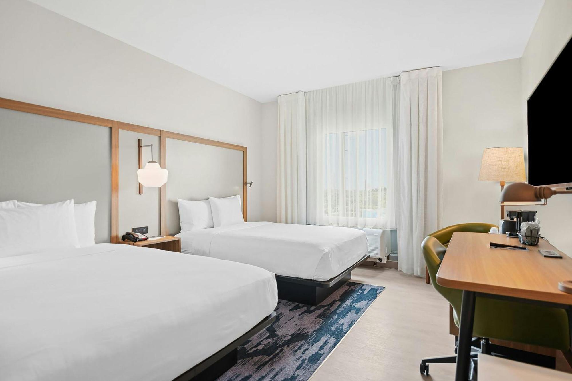 Fairfield Inn & Suites Fort Lauderdale Airport & Cruise Port Dania Beach Exterior photo
