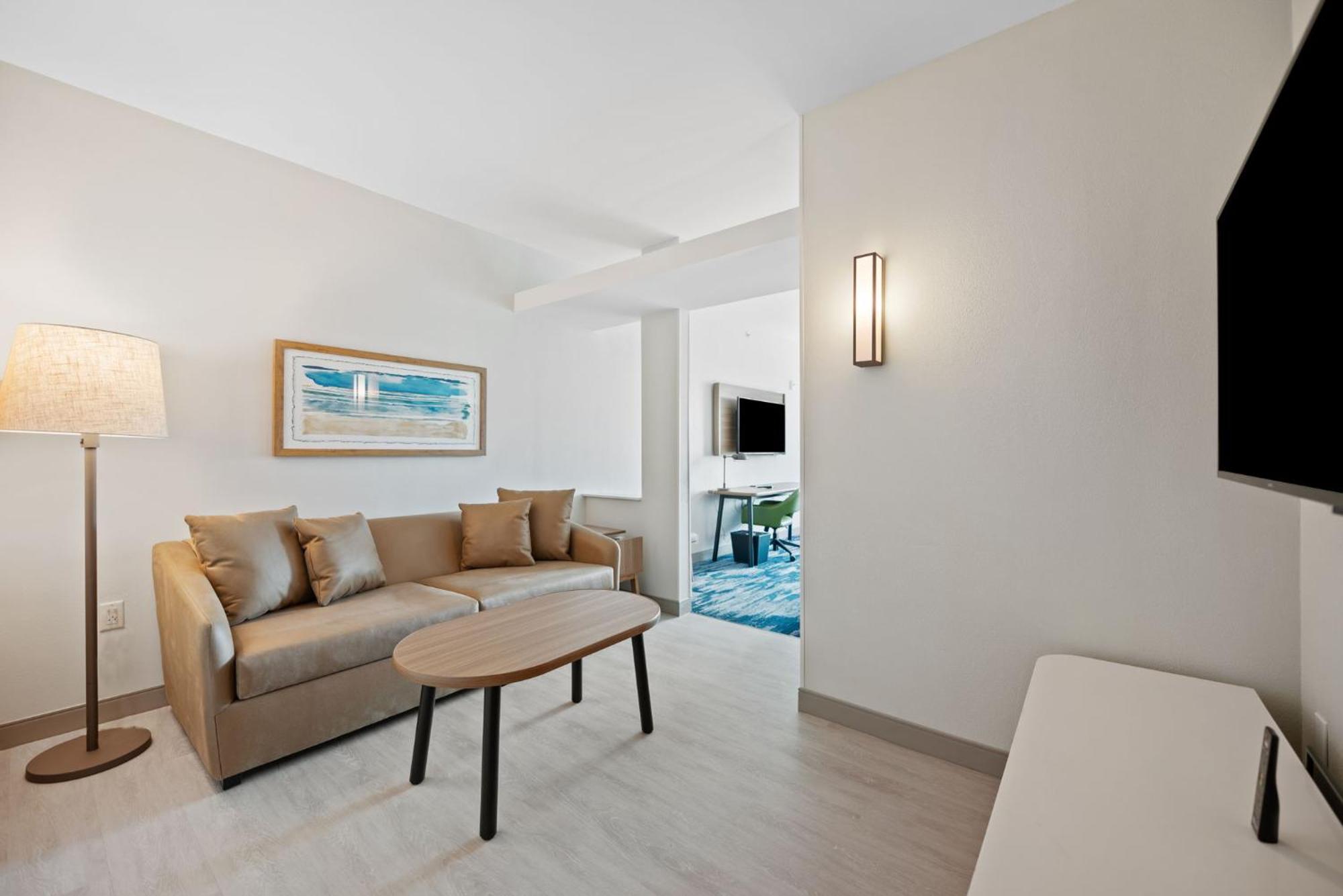 Fairfield Inn & Suites Fort Lauderdale Airport & Cruise Port Dania Beach Exterior photo